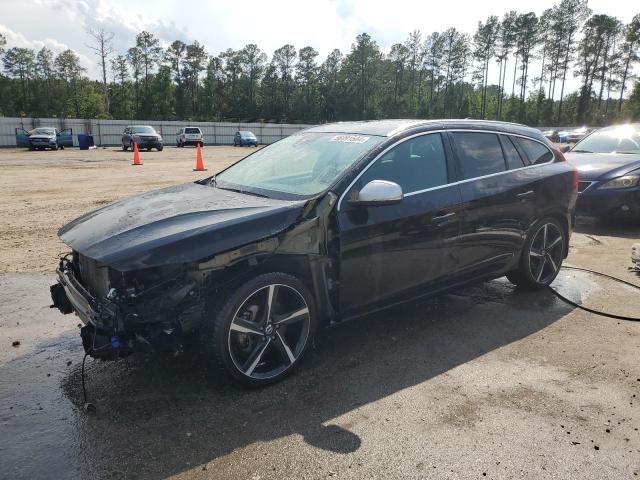 2016 Volvo V60 T6 R-Design