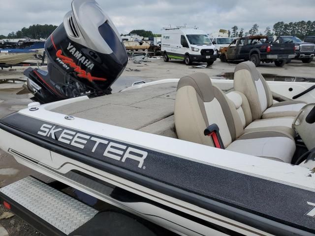 2014 Skeeter Boat