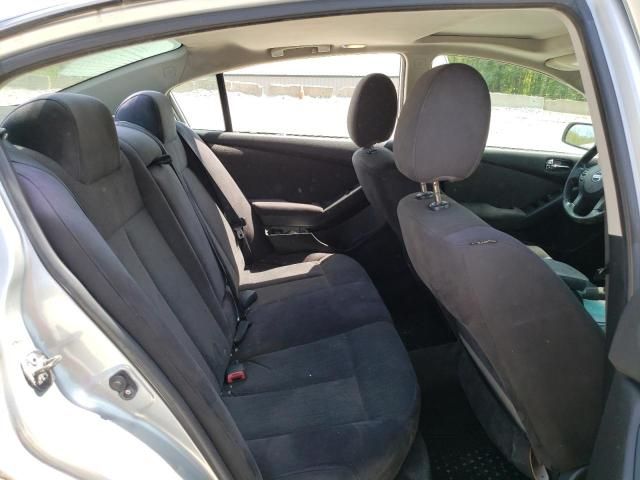 2010 Nissan Altima Base