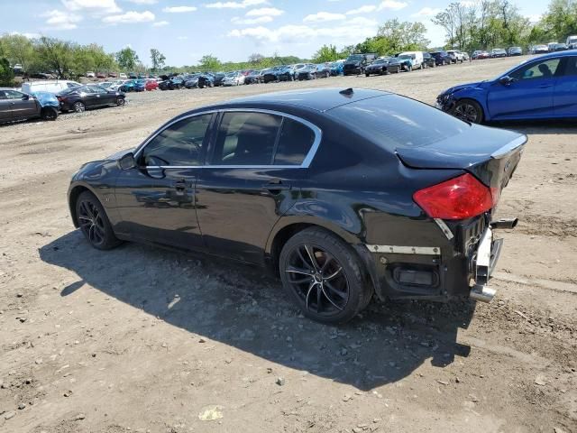 2015 Infiniti Q40