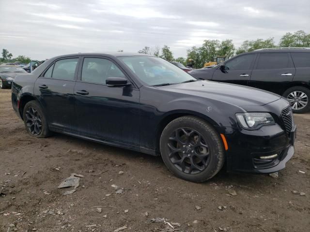 2022 Chrysler 300 Touring L