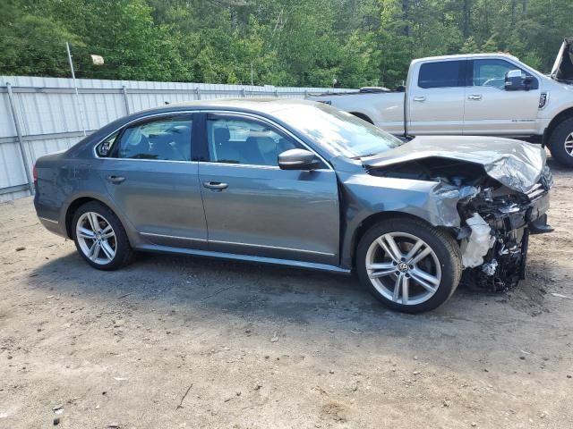 2015 Volkswagen Passat SEL