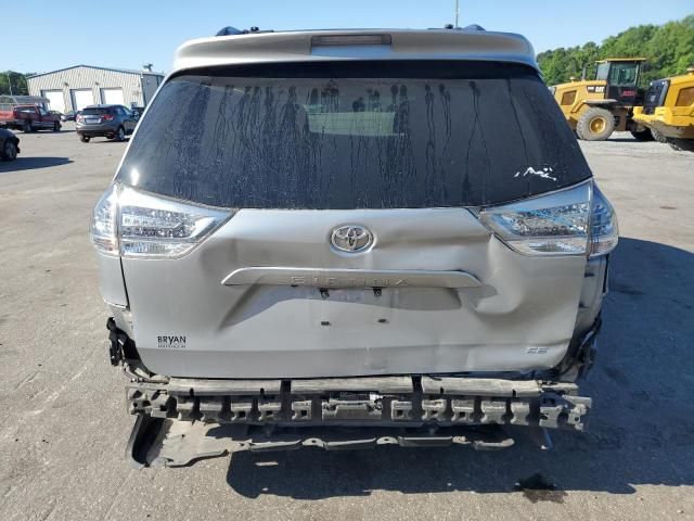 2015 Toyota Sienna Sport