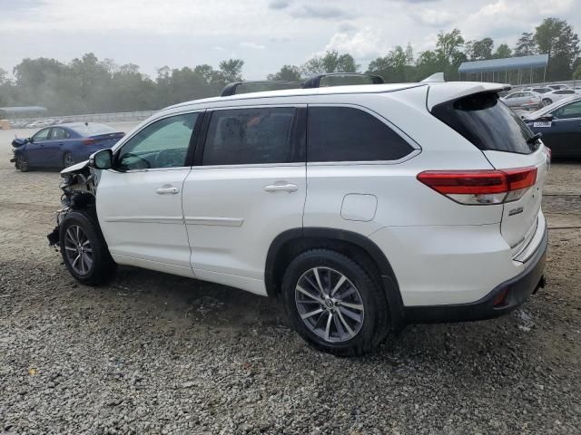 2018 Toyota Highlander SE