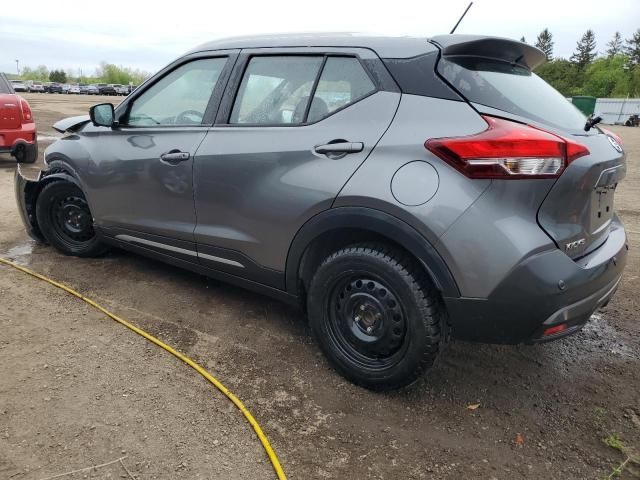 2020 Nissan Kicks SR