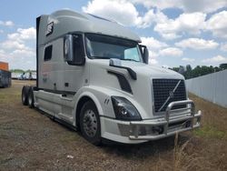 Salvage trucks for sale at Shreveport, LA auction: 2015 Volvo VN VNL