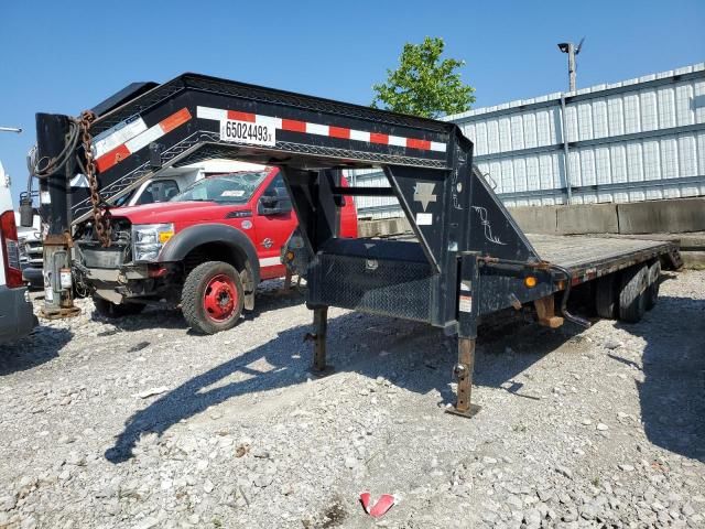 2009 Gooseneck Hitch Trailer