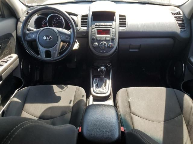 2013 KIA Soul +