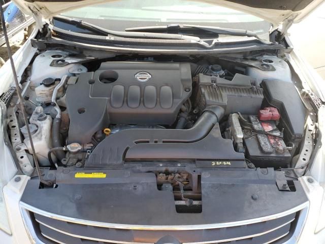 2010 Nissan Altima Base