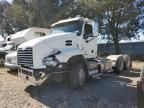 2015 Mack 600 CXU600