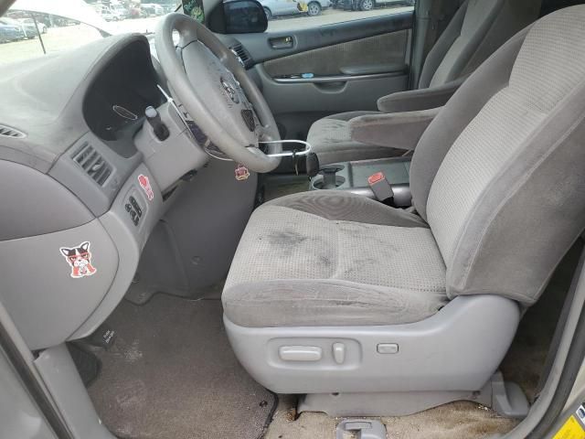 2008 Toyota Sienna CE