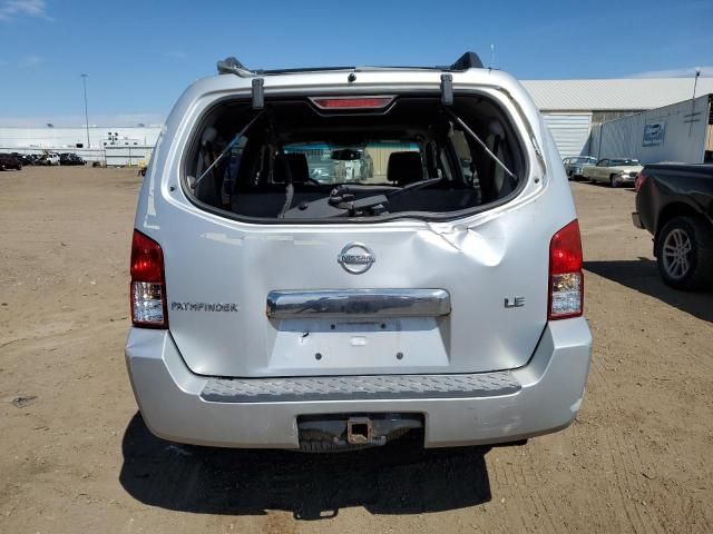 2007 Nissan Pathfinder LE