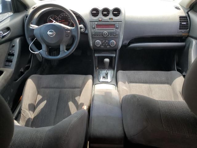 2010 Nissan Altima Base