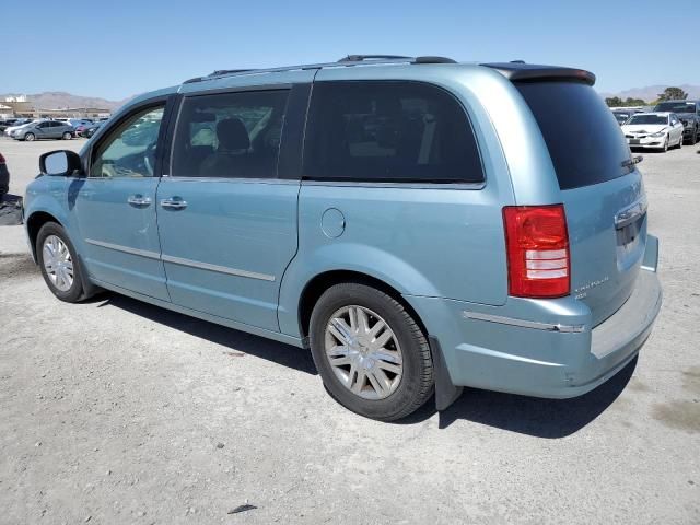 2009 Chrysler Town & Country Limited