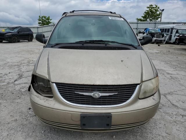 2003 Chrysler Town & Country