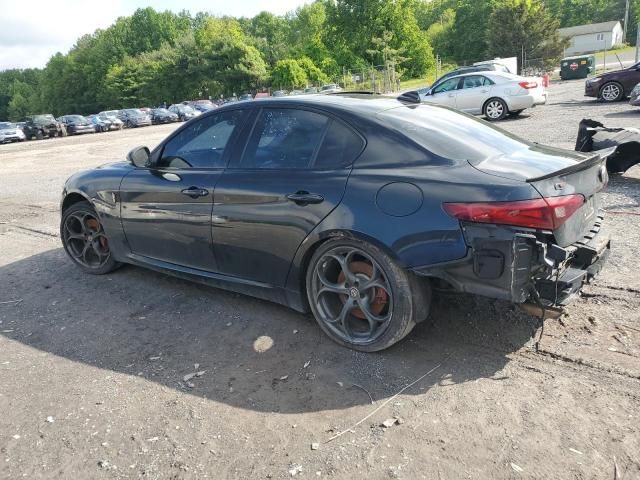 2017 Alfa Romeo Giulia TI Q4