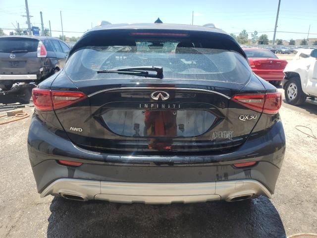 2018 Infiniti QX30 Base