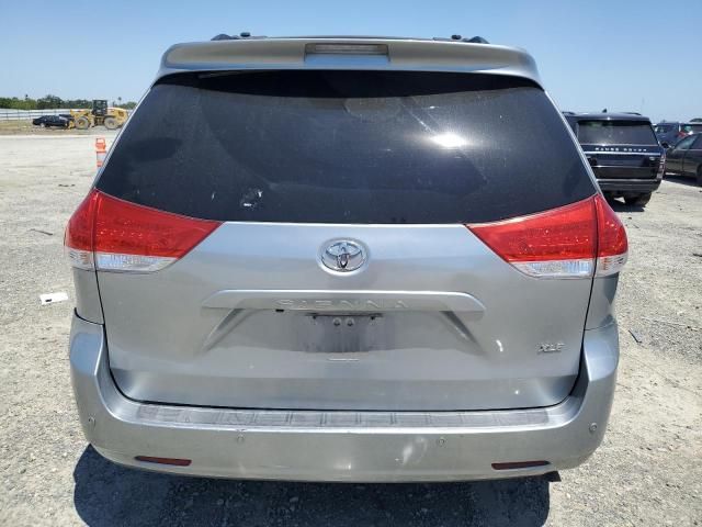 2012 Toyota Sienna XLE