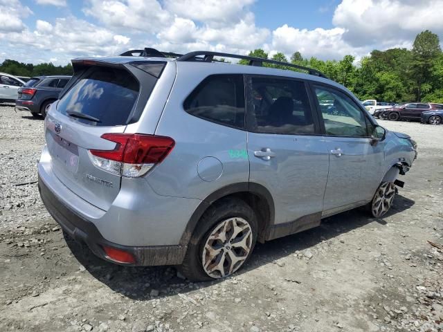 2024 Subaru Forester Premium