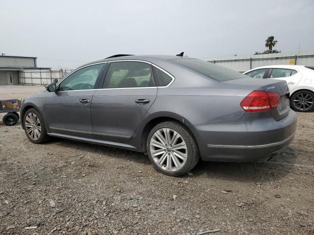 2012 Volkswagen Passat SEL