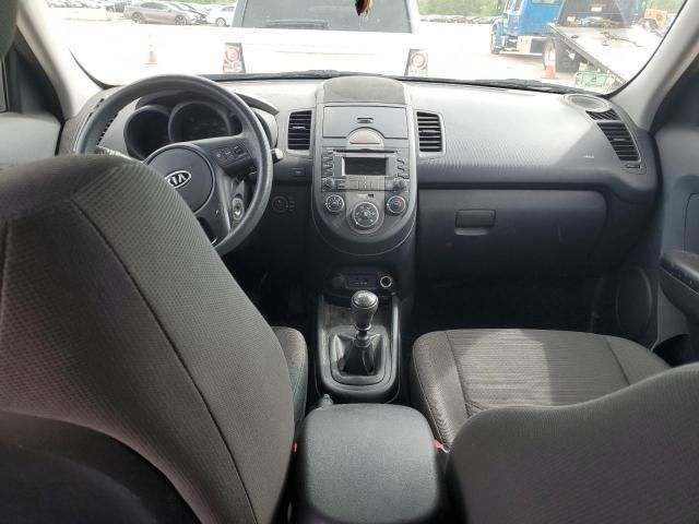 2010 KIA Soul +