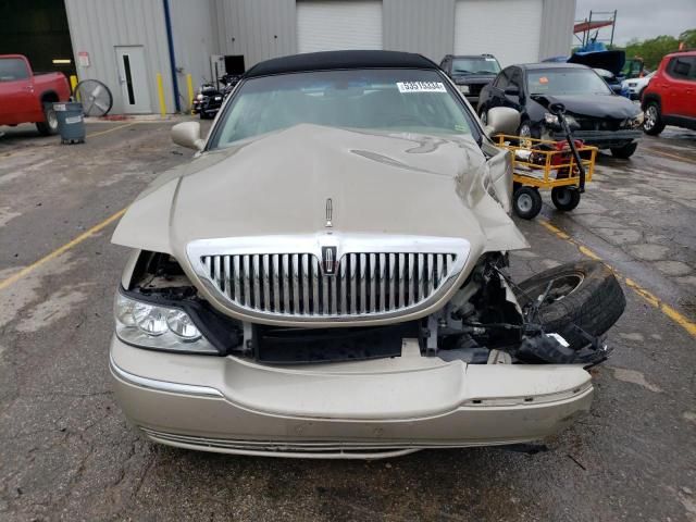 2009 Lincoln Town Car Signature Limited