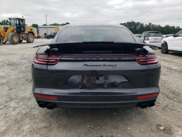 2017 Porsche Panamera Turbo