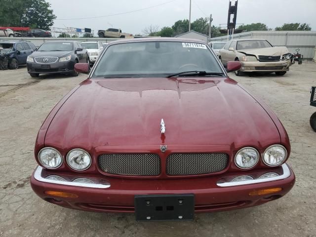 2002 Jaguar XJR