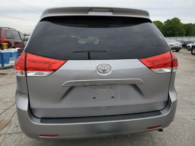 2012 Toyota Sienna XLE