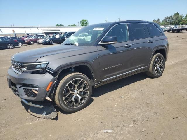 2022 Jeep Grand Cherokee Summit