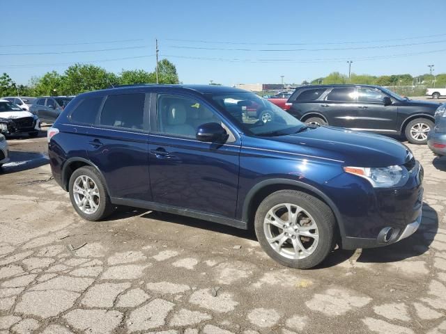 2015 Mitsubishi Outlander SE