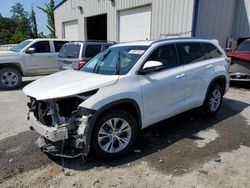 Salvage vehicles for parts for sale at auction: 2015 Toyota Highlander XLE