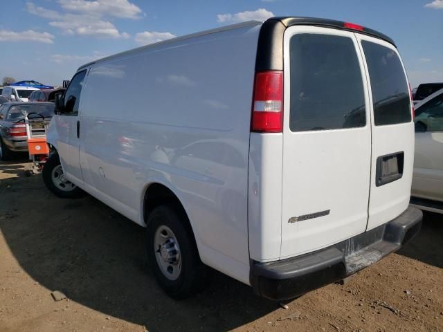 2017 Chevrolet Express G2500