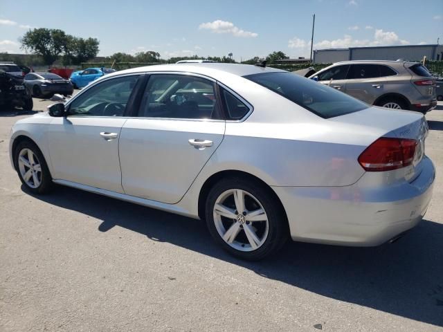 2014 Volkswagen Passat SE