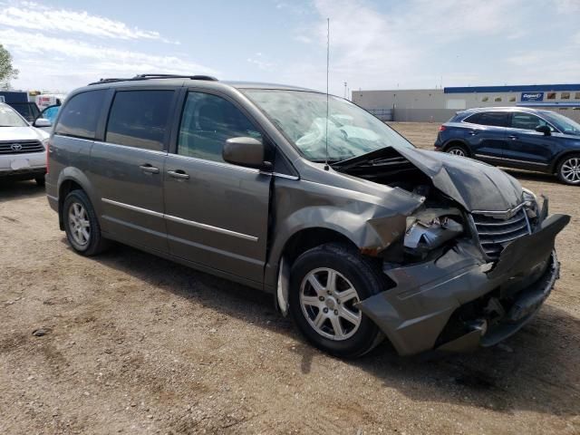 2010 Chrysler Town & Country Touring