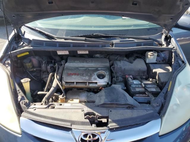 2006 Toyota Sienna XLE