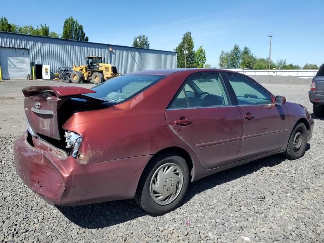 2004 Toyota Camry LE