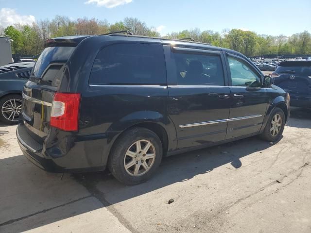 2012 Chrysler Town & Country Touring