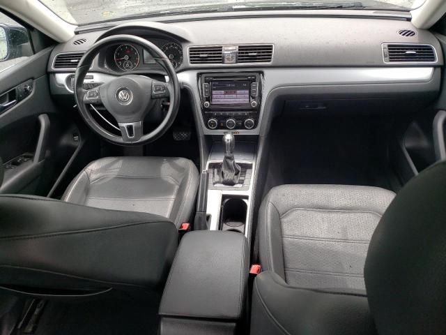 2012 Volkswagen Passat SE