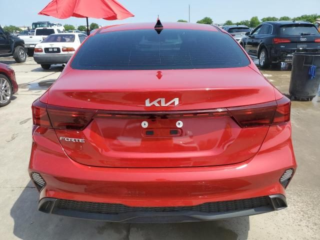 2023 KIA Forte LX