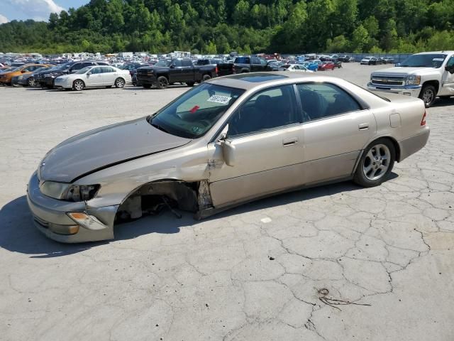 2001 Lexus ES 300