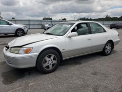 Toyota Vehiculos salvage en venta: 2001 Toyota Camry CE