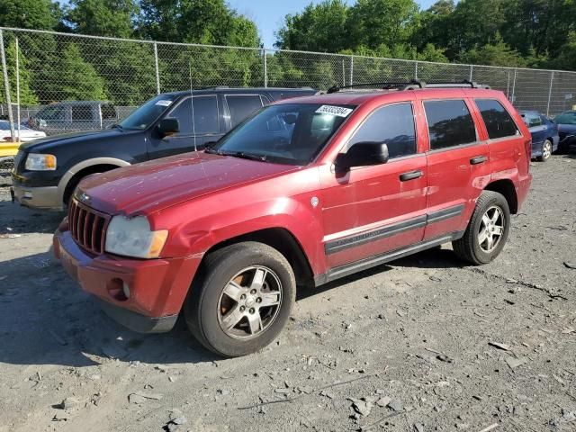 2005 Jeep Grand Cherokee Laredo