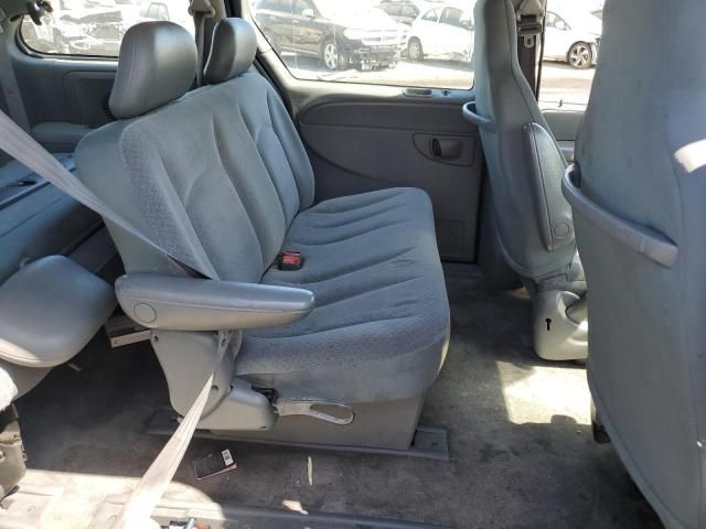 2005 Dodge Caravan SE