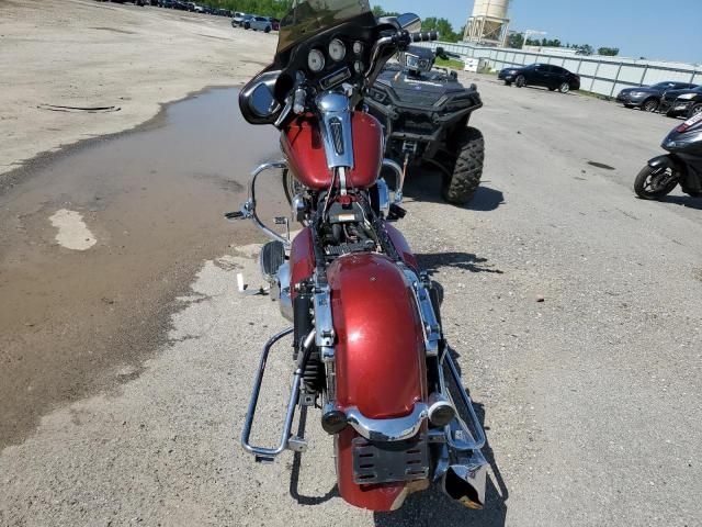 2010 Harley-Davidson Flhx