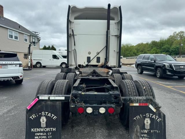 2018 Kenworth Construction T680