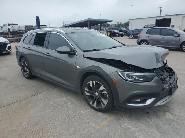 2019 Buick Regal Tourx Essence