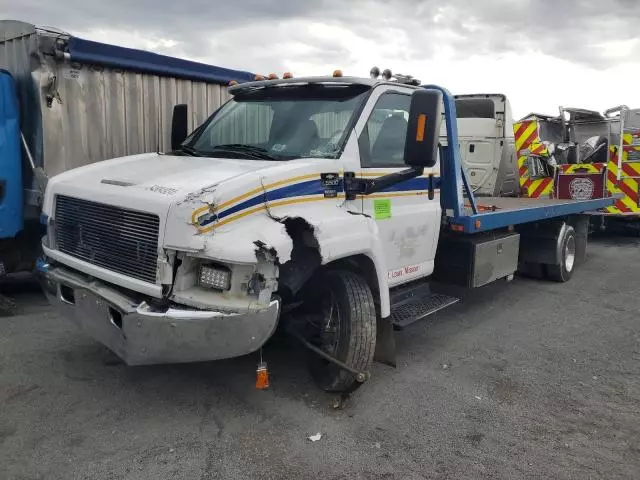 2004 Chevrolet C5500 C5C042