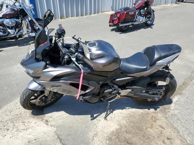 2021 Kawasaki EX650 M