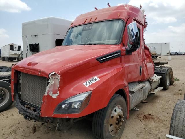 2020 Freightliner Cascadia 126